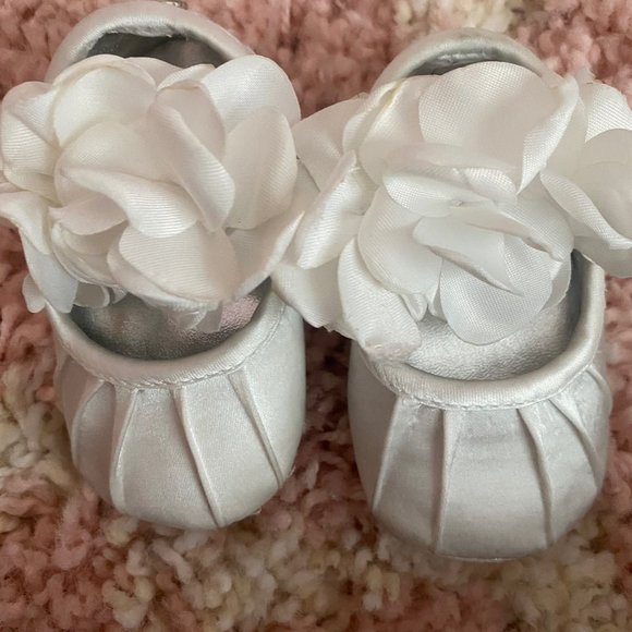 STUART WEITZMAN BABY ANN Kids # 3431118-S19 - Picture 16 of 17